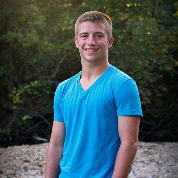 Meet your Posher, Andrew - Picture 1 of 1